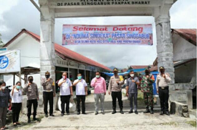 Kapolres Pakpak Bharat Resmikan Kampung Tangguh Desa Silima Kuta