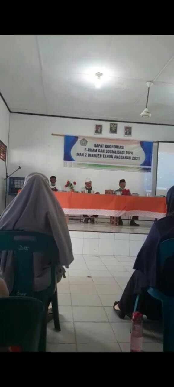MAN 2 Bireuen Gelar Rapat Koordinasi E-RKAM