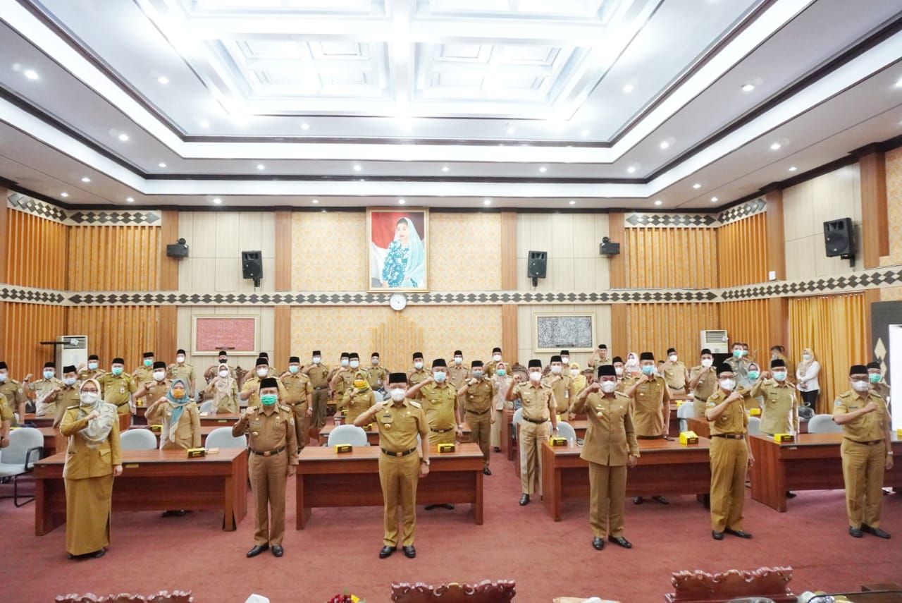 Rapat Koordinasi Perdana Gubernur Rohidin dan Wagub Rosjonsyah Sampaikan Arahan