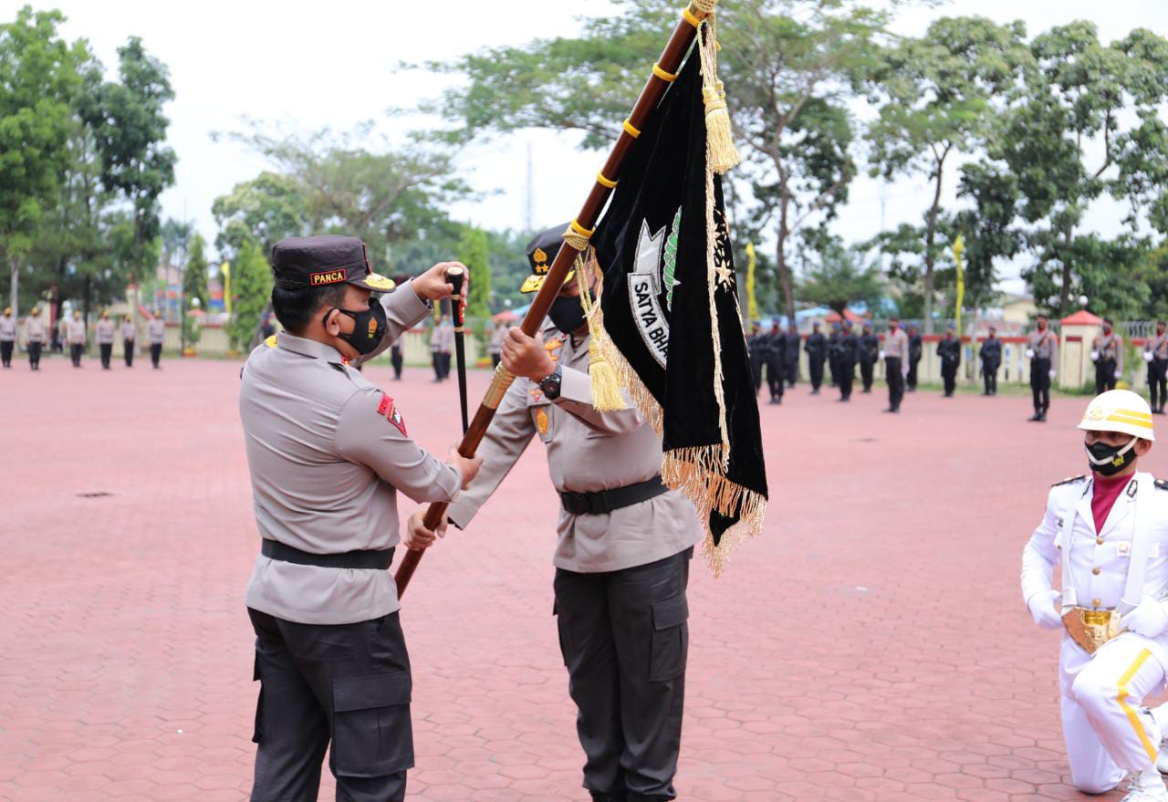 Kapolda Sumut Terima Pataka Satya Bakti Jaya