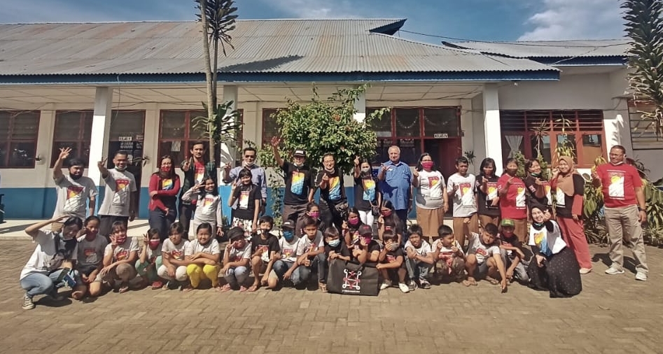Terkait Pelestarian Budaya Ornamen Karo Indonesia Bagikan Ribuan Kaos Aksara