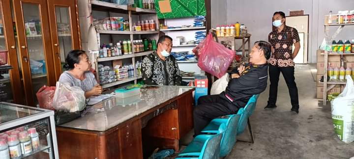 Cek Ketersediaan Pupuk Wakil Bupati Pakpak Barat Sidak Di Pasar Klohi