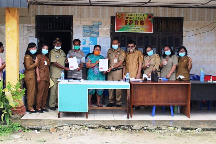 Dukcapil Dairi Berikan Pelayanan Jempol Adminduk di Desa Lae Parira