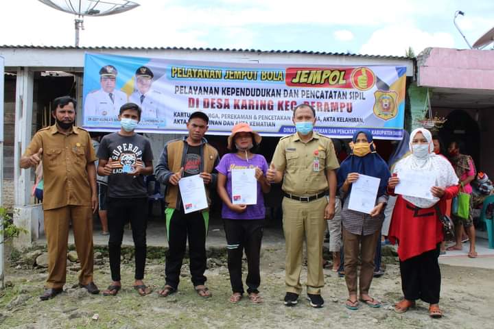 Tuntaskan Adminduk Layanan Jempol Kunjungi Desa Karing Berampu
