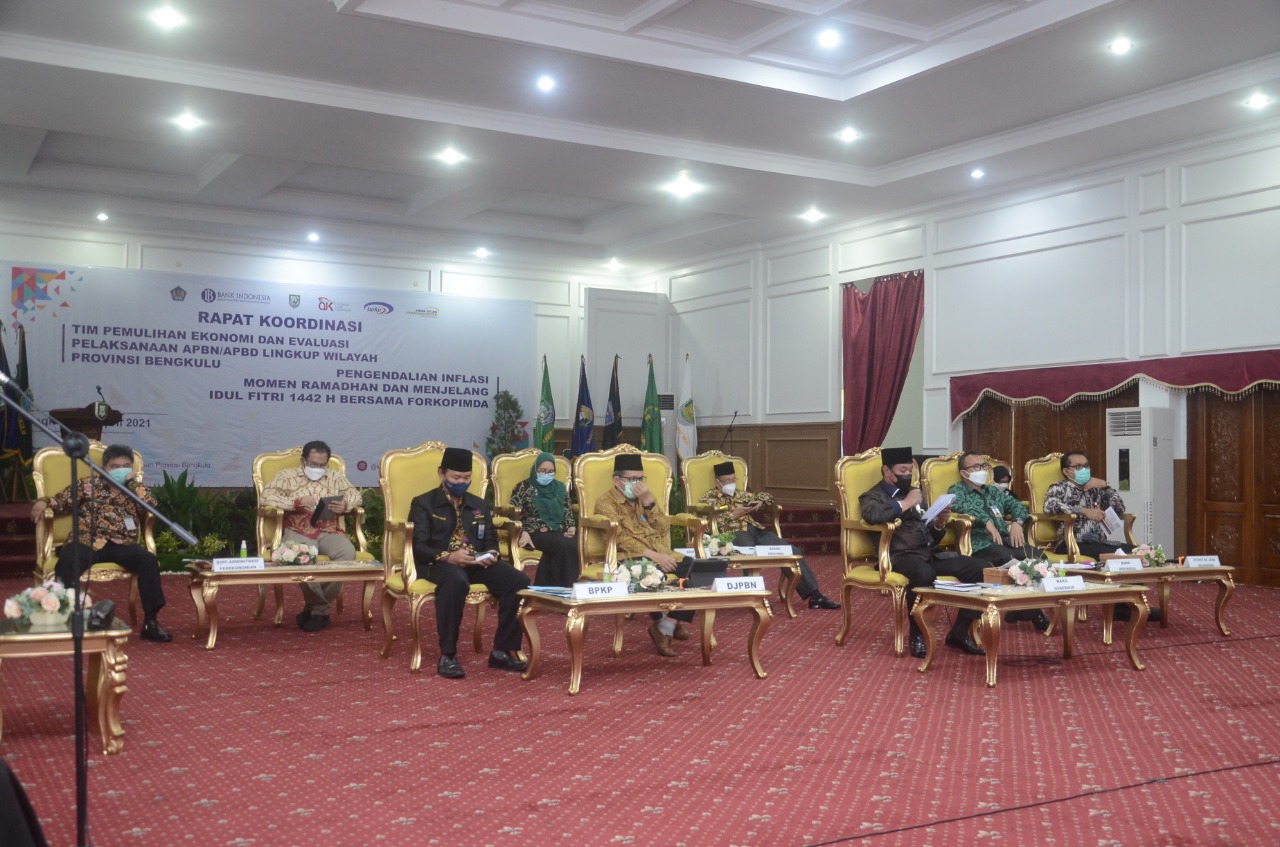 Pemulihan Ekonomi Wagub Rosjonsyah Jadikan Pendidikan dan UMKM Fokus Utama