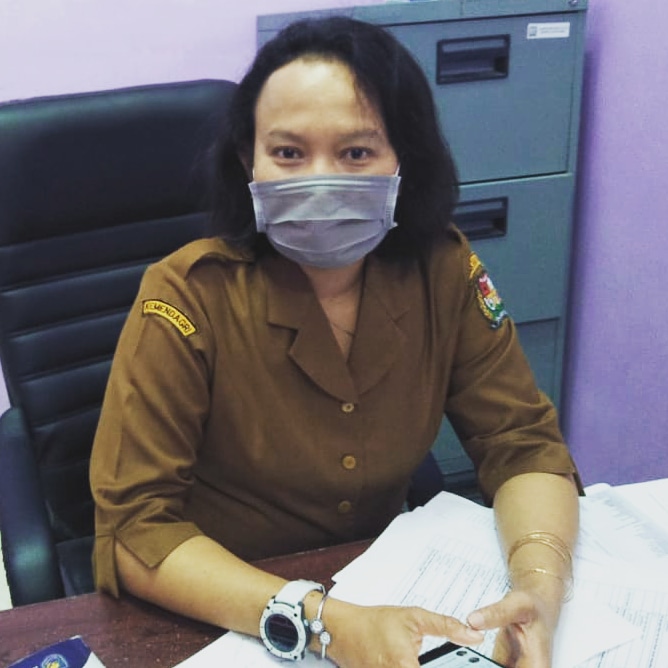 Kabid penataan Desa Dinas Pemberdayaan Masyarakar Desa Kabupaten Karo Elfrida Astuti Purba