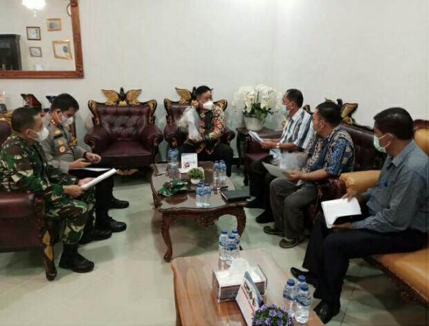 Bupati Dairi Surati Gubsu Terkait Perambahan Hutan