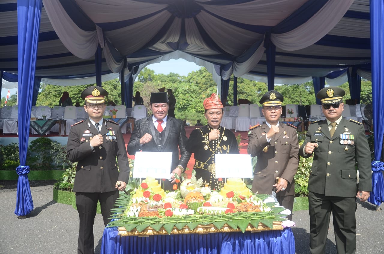 Wagub Rosjonsyah Hadiri Upacara Peringatan HUT Bengkulu Tengah ke-