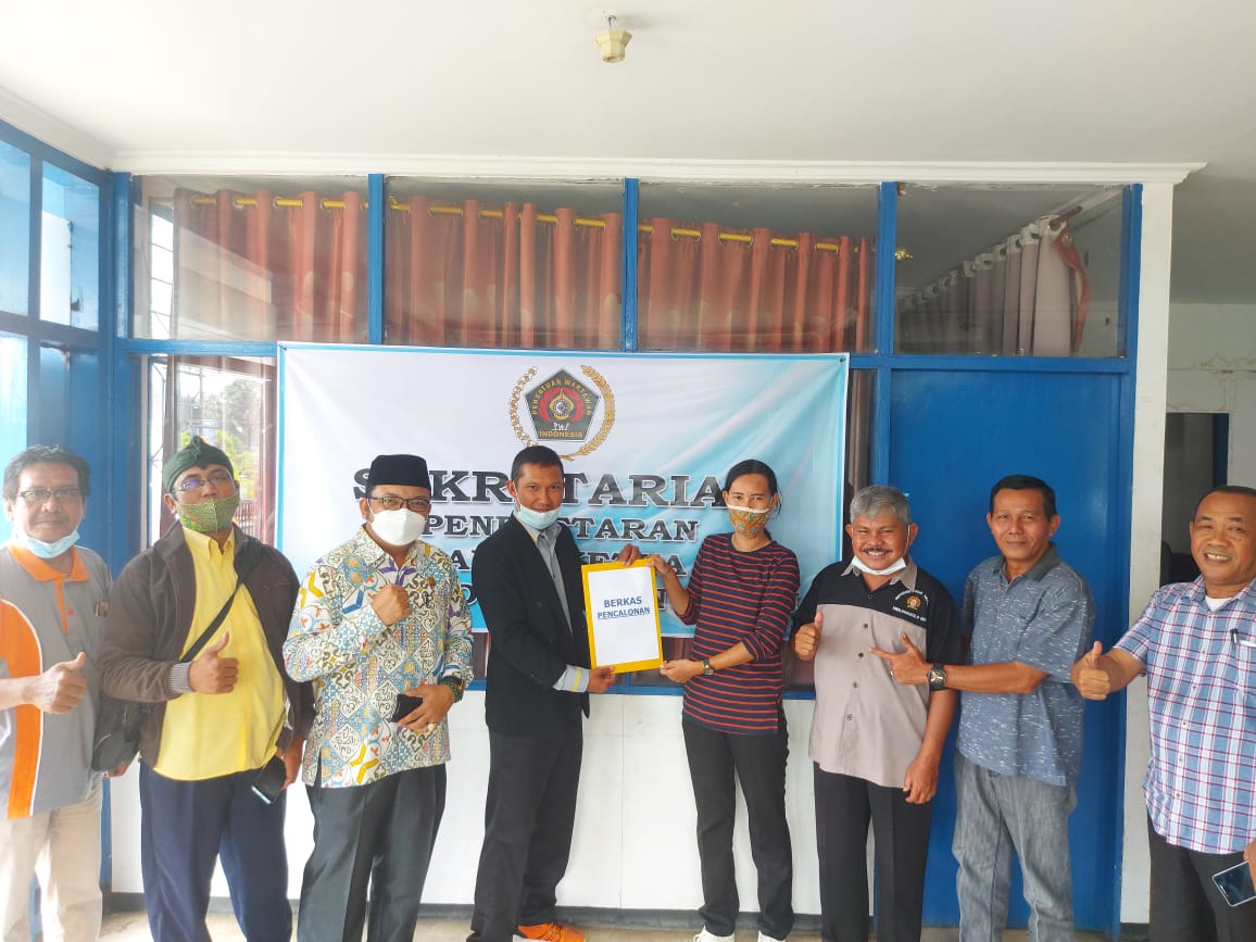 Susul Marsal Damar dan Heri Serahkan Berkas Pencalonan Ketua PWI