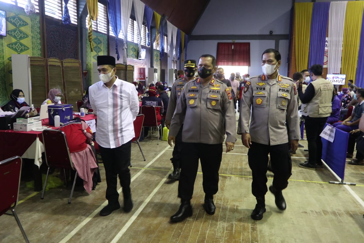 Pemkab Batu Bara-PT Inalum Sinergi Bersama Polri-TNI Gelar Vaksinasi Masal