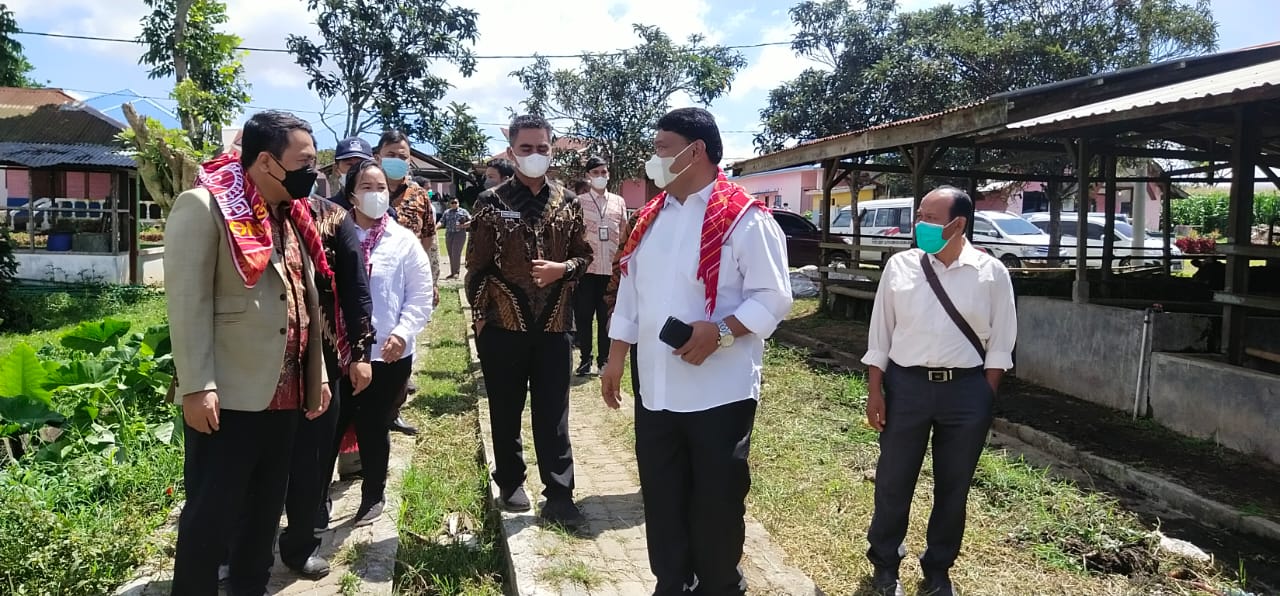 Wakil Bupati Karo Sambut Kunjungan Rombongan Kemensos RI