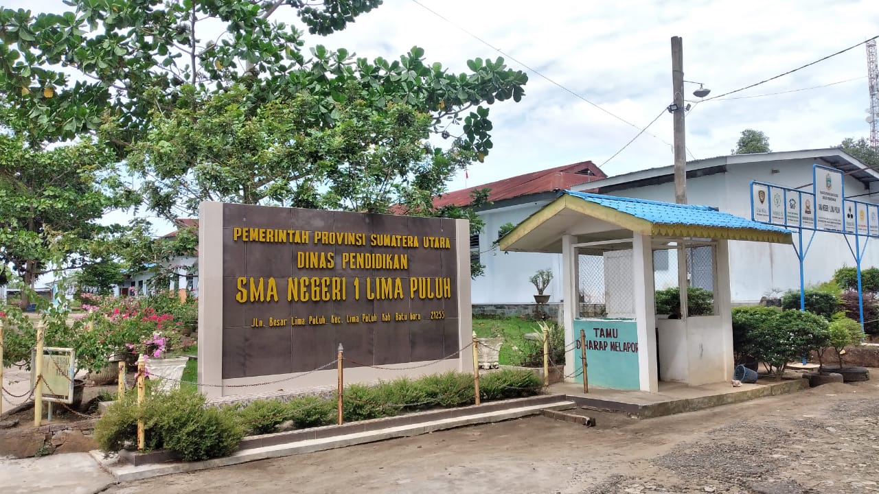Beredar Informasi Perbuatan Asusila di SMAN 1 Lima Puluh Begini Penjelasan Kepsek