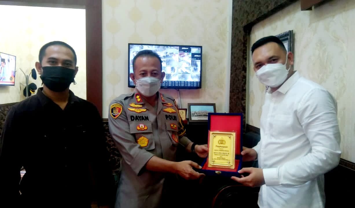 Kapolres Belawan Terima Penghargaan Terbaik Sejajaran Poldasu