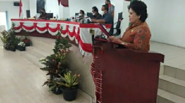 Rapat Paripurna Bupati Karo Sampaikan Tiga Ranperda
