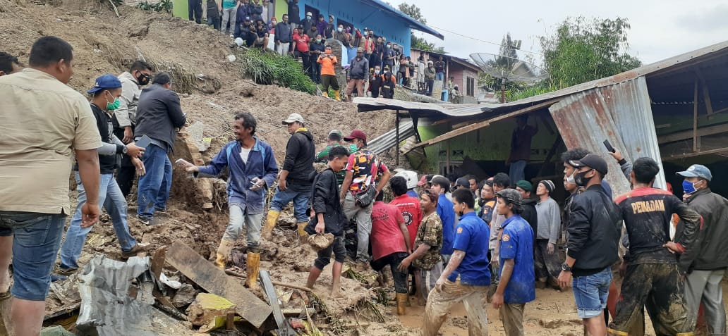 9 Korban Longsor Laubawang Ditemukan Berikut Identitasnya
