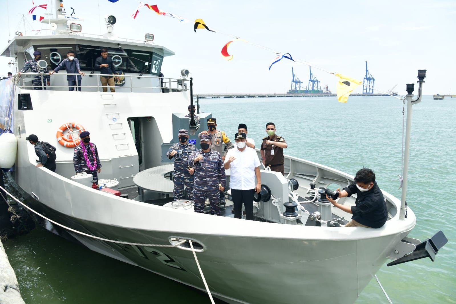 Bupati Batu Bara bersama Kapolres Hadiri Pengukuhan KAL I 172 di Dermaga C Kuala Tanjung