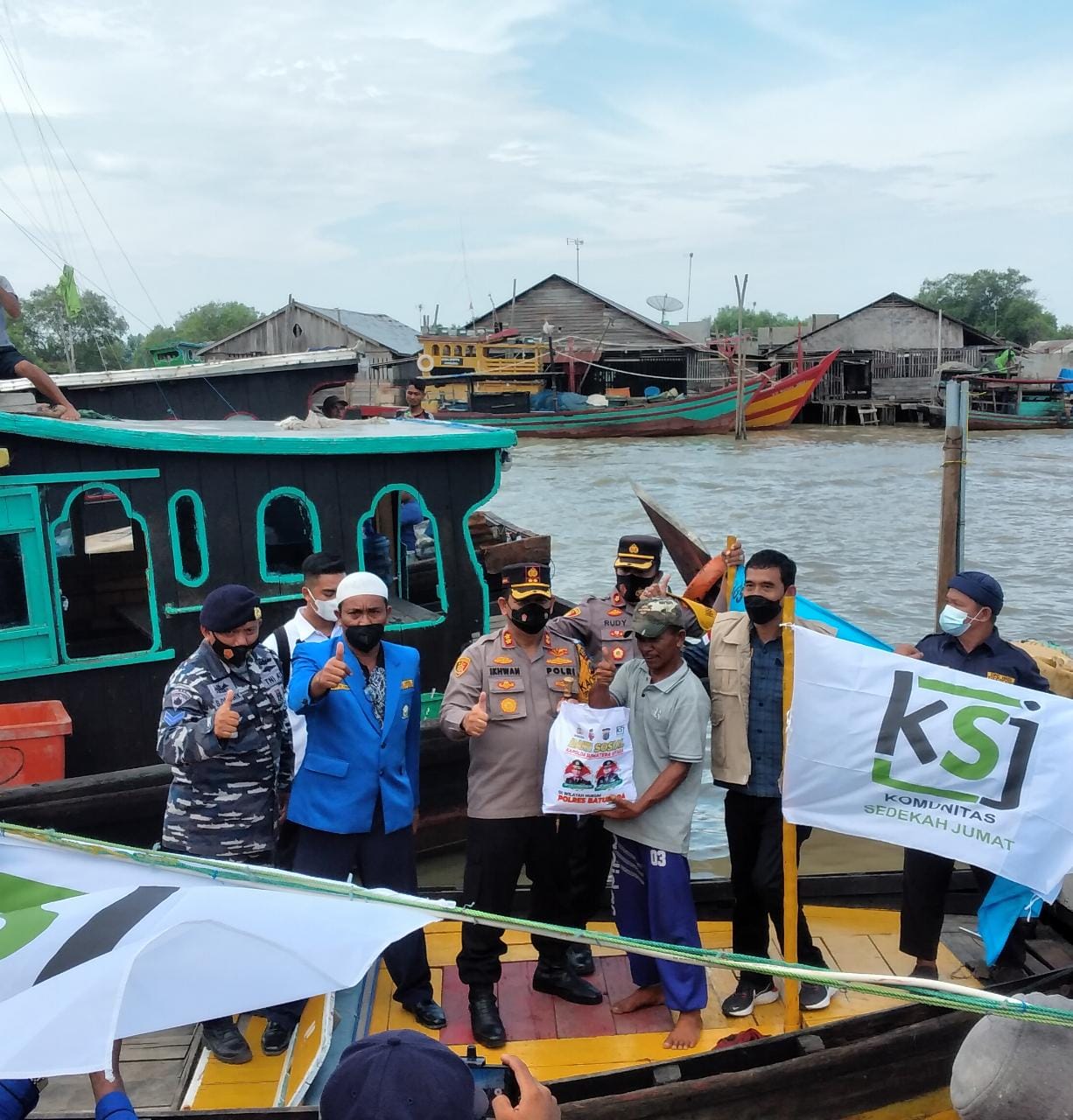 Teken MoU Bersama HNSI dan MIO Kapolres Batu Bara Baksos Ke Nelayan Tanjung Tiram