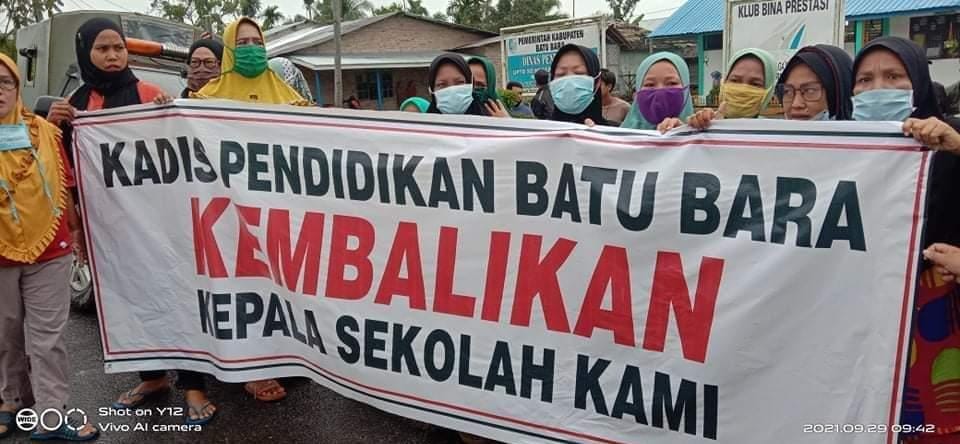 Kepsek SDN 4 Titi Merah Batubara Dicopot Wali Murid Bereaksi