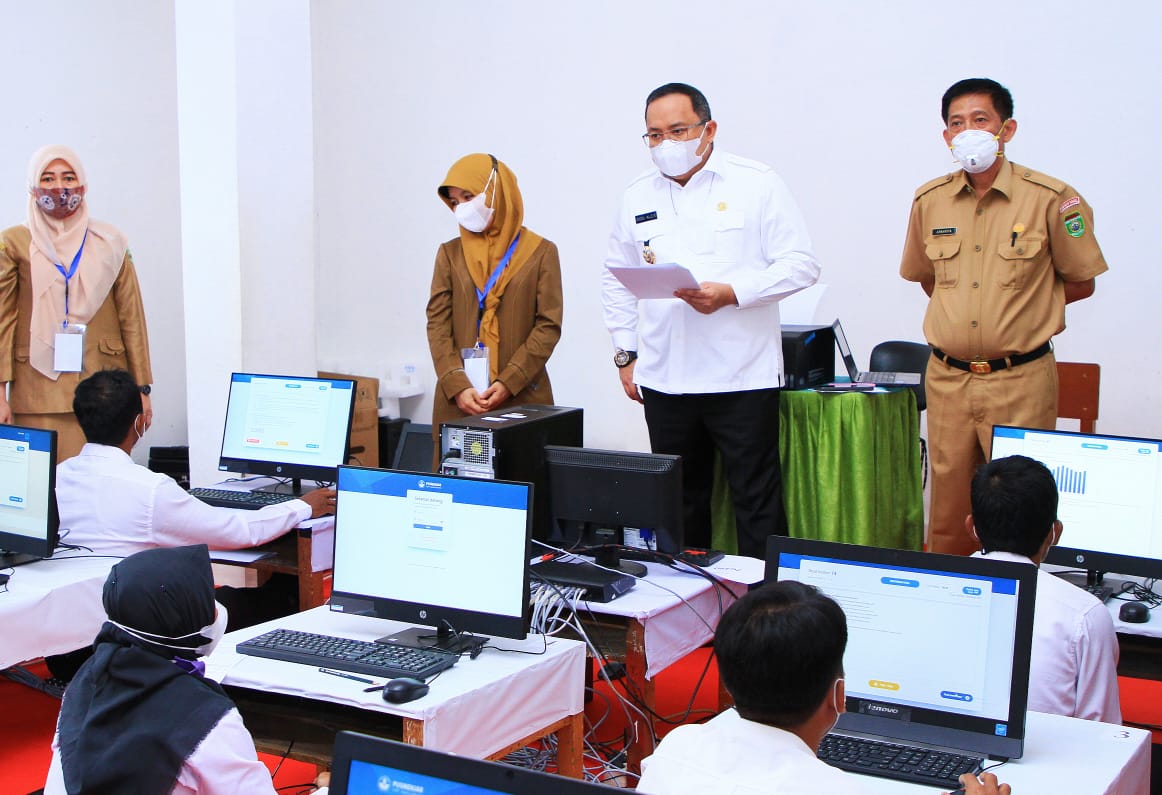 Bupati Dodi Reza Realisasikan Impian Guru Honorer di Muba Lewat Tes PPPK
