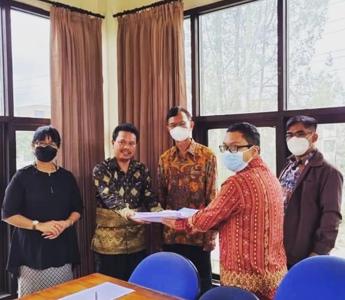 Moderamen GBKP Hadiri Serah Terima Pengurus Unit Wisata Rohani GBKP