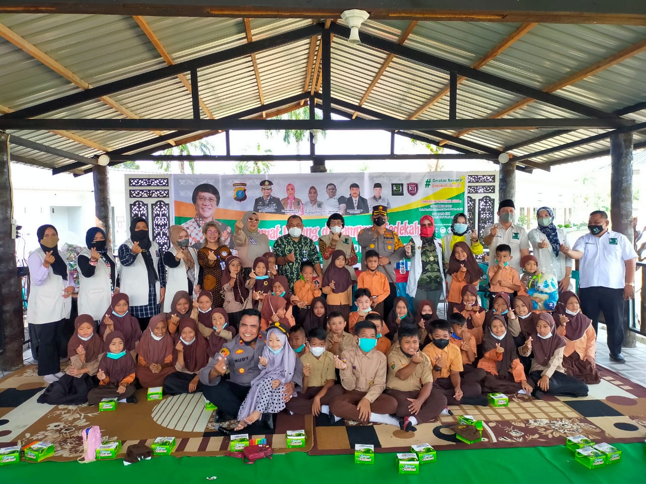 Kak Seto Kunjungi Kampung Sedekah KSJ Desa Petatal