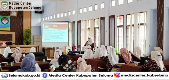 Sosialisasi AD/ART Dharma Wanita Persatuan Kabupaten Seluma