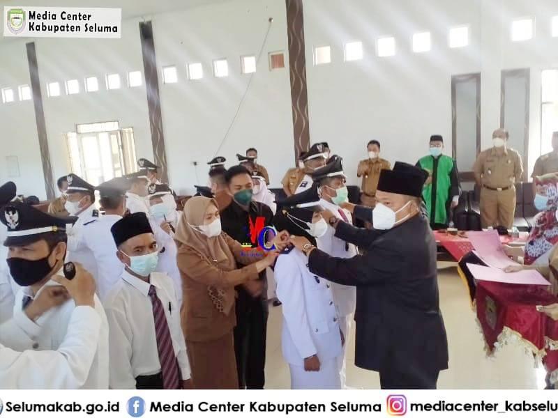 Bupati Seluma Lantik 24 Penjbat Kepala Desa Dan PAW BPD