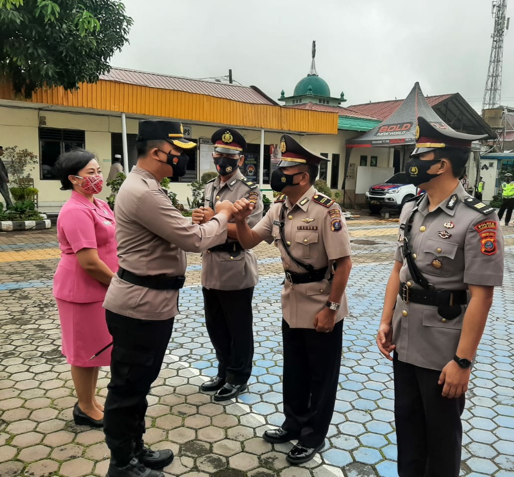 Kapolres Tanah Karo Pimpin Pelaksanaan Sertijab Kapolsek Payung 