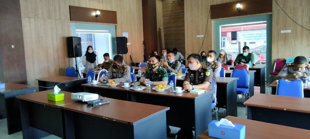 Pemkab BU Hadiri Rakor Antisipasi Lonjakan Covid-19 Nataru