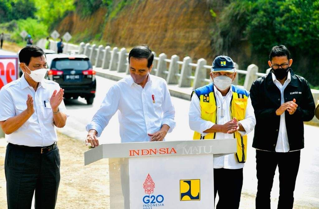 Presiden Jokowi Resmikan Jalan Bypass Balige