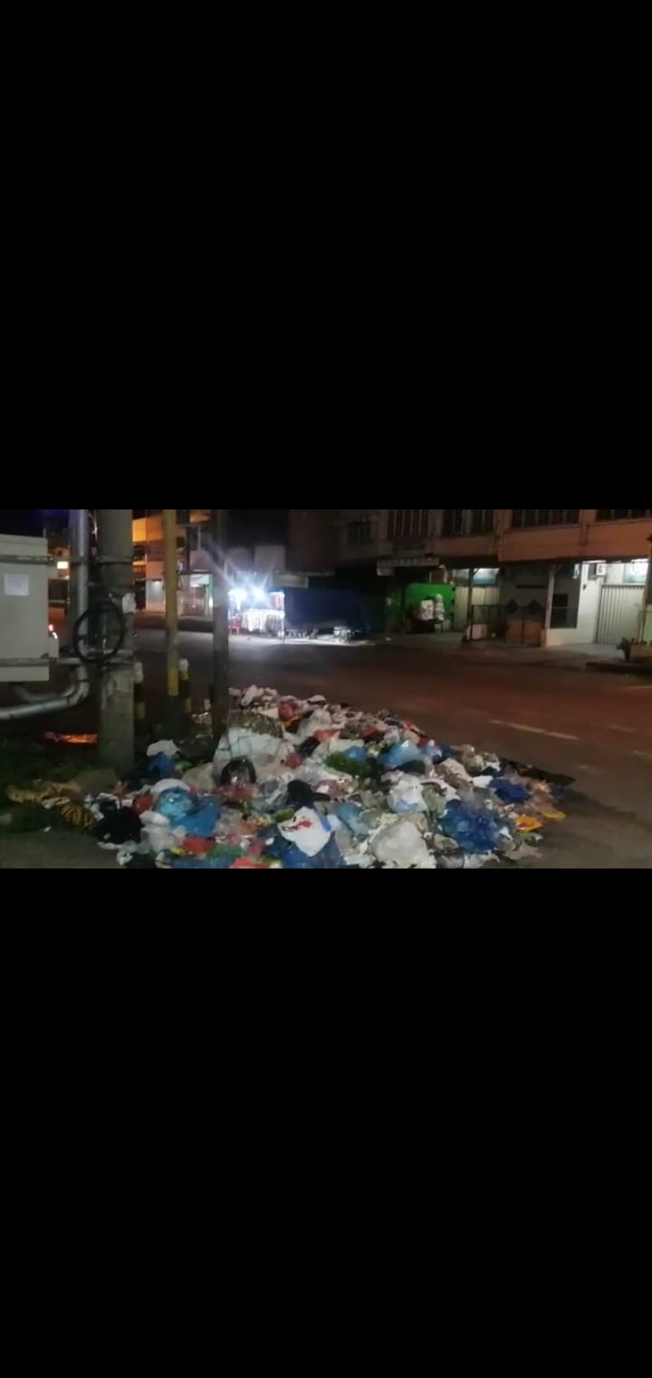 Sampah Masih Berserakan di Kota Rantauprapat