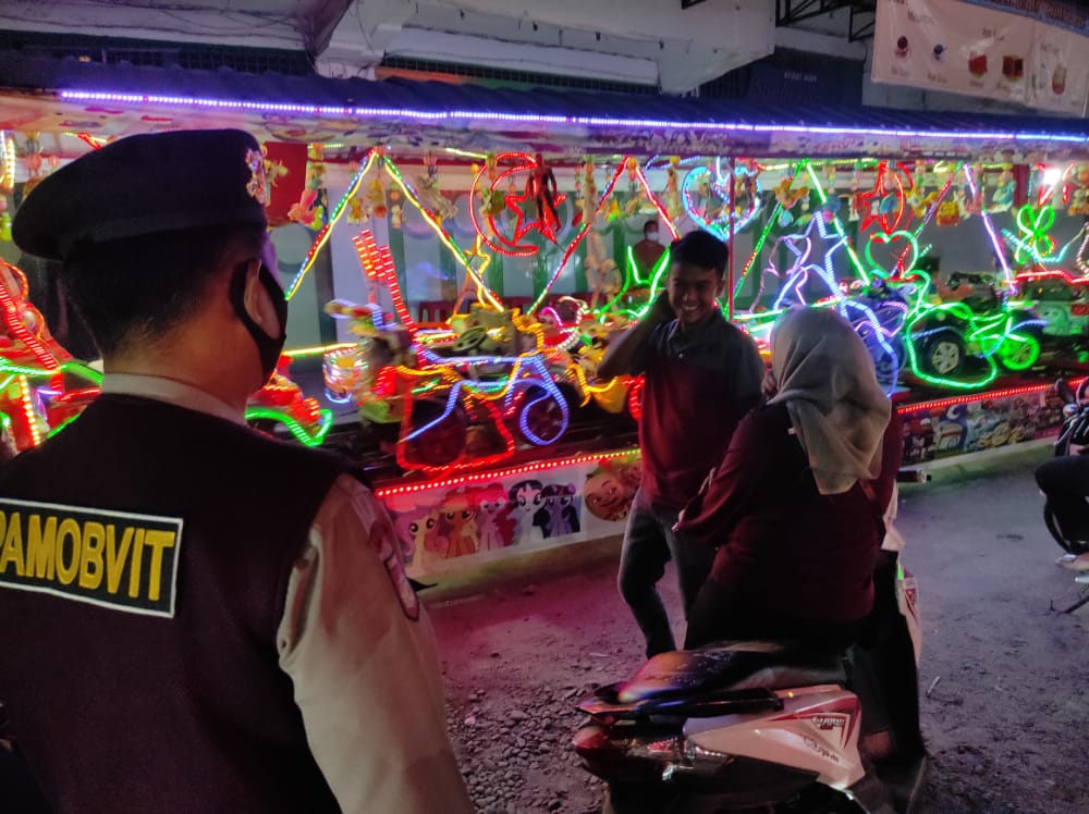 Polres Asahan Bagikan Masker dan Beri Teguran Kepada 29 Orang Tidak Patuh Prokes