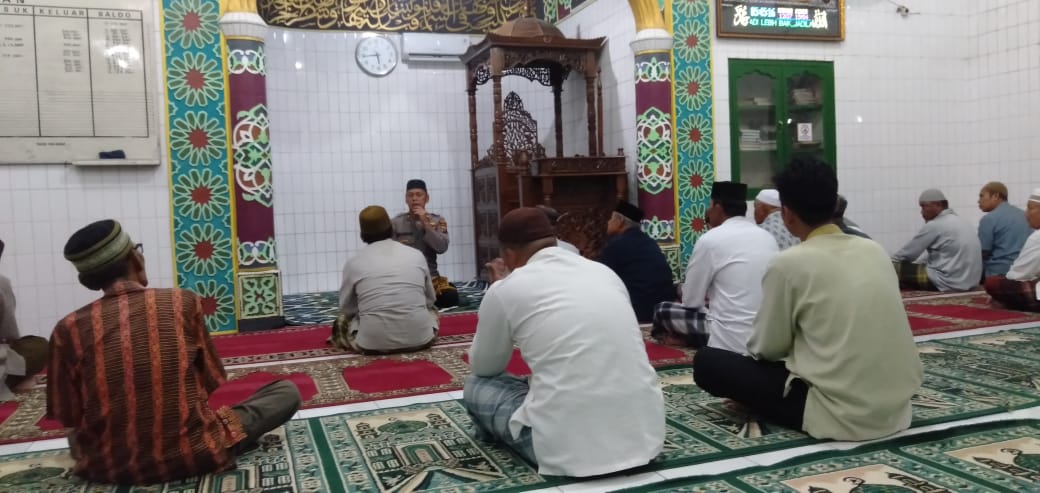 Personel Polres Asahan Ajak Jamaah Ikuti Vaksinasi Covid-19