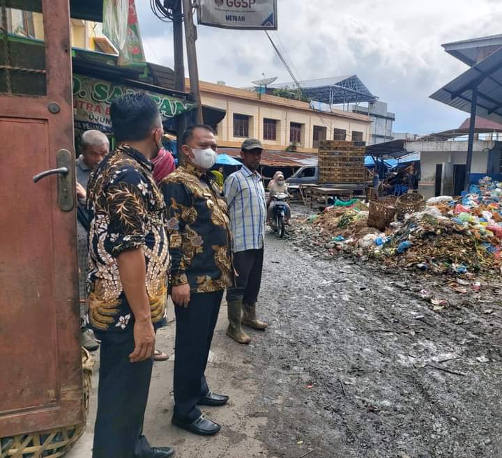 Bupati Labuhanbatu Sidak Pasar Gelugur Sirandorung