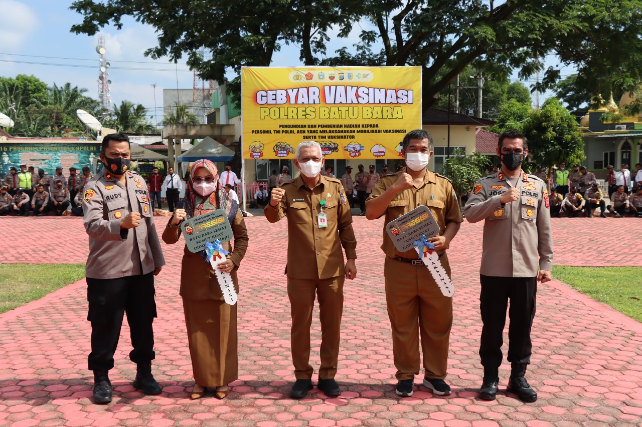 Gebyar Vaksinasi di Polres Batubara Bertabur Hadiah 