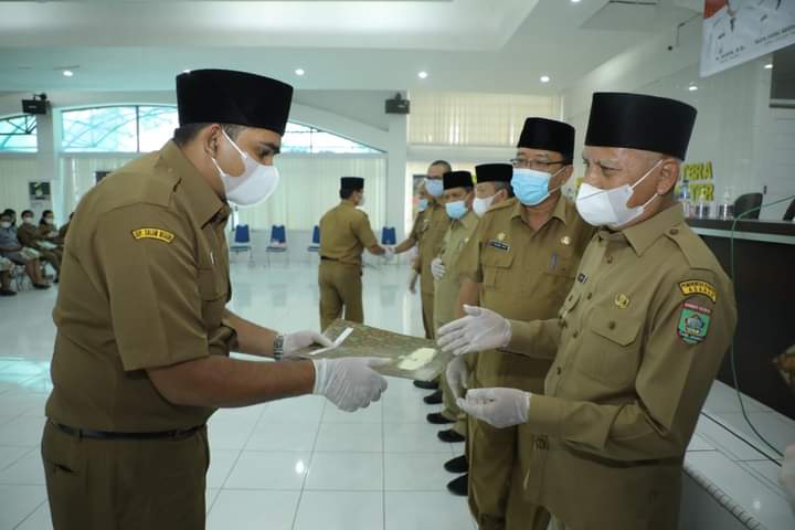 Bupati Asahan Lakukan Pengangkatan PNS Sekaligus Mengambil Sumpah/Janji