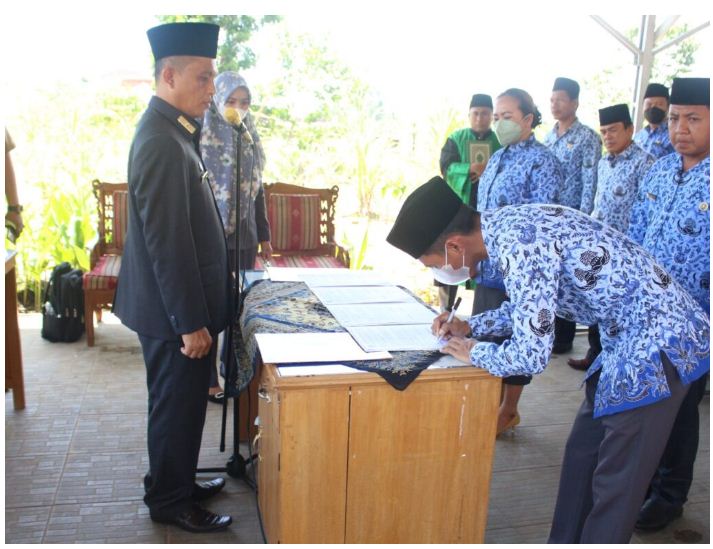 Pelantikan Pejabat Di Lingkungan Pemerintahan Kabupaten Bengkulu Tengah