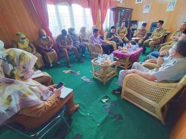 Komisi I Kunjungi Kantor Disnaker dan Dispora