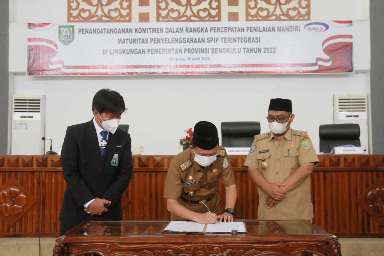 Tandatangani Komitmen Bersama Pemprov Bengkulu Target SPIP Naik Level 3