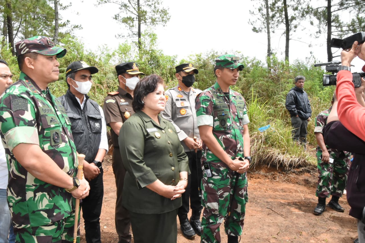 Danrem 023/KD dan Forkopimda Hadiri Pembukaan TMMD Ke-113