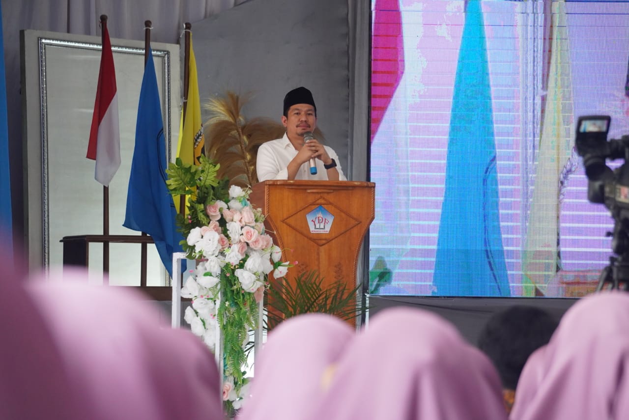  Wakil Bupati BU Hadiri Pelepasan 172 Siswa-siswi SMP IT Darul Fikri Argamakmur