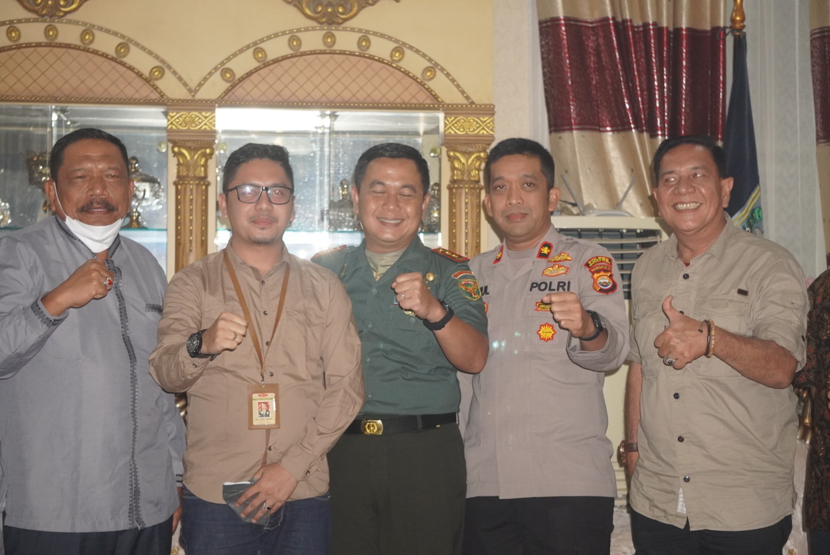 Bupati BU Desak PKS Cabut Edaran Mengenai Pembatasan TBS Masyarakat