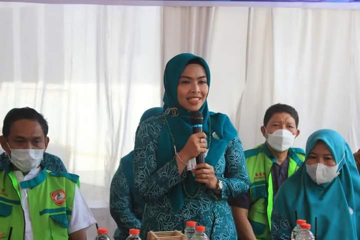 Ketua TP PKK Labuhanbatu Buka Program Bakti Sosial