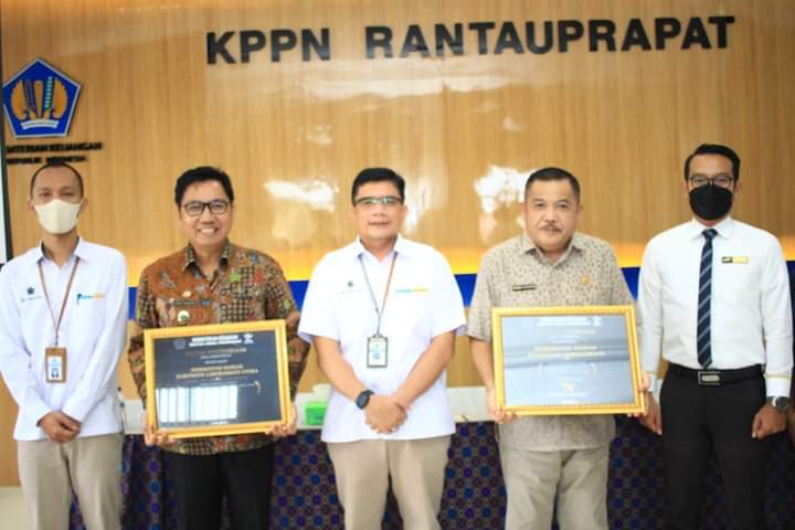 Pemkab Labuhanbatu Raih Penghargaan Terbaik se-Labura
