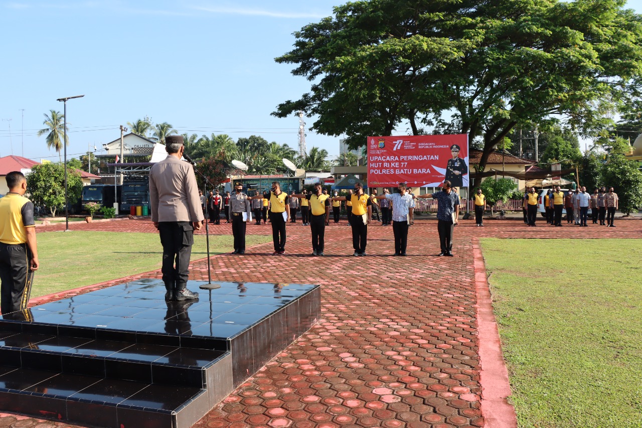 Polres Batu Bara saat melaksanakan apel pagi (foto: HumaspolresBB)