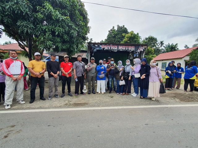  Gerakan Serentak engendalian sarang atau jentik nyamuk (PSN) DBD ( Foto : MC BS )