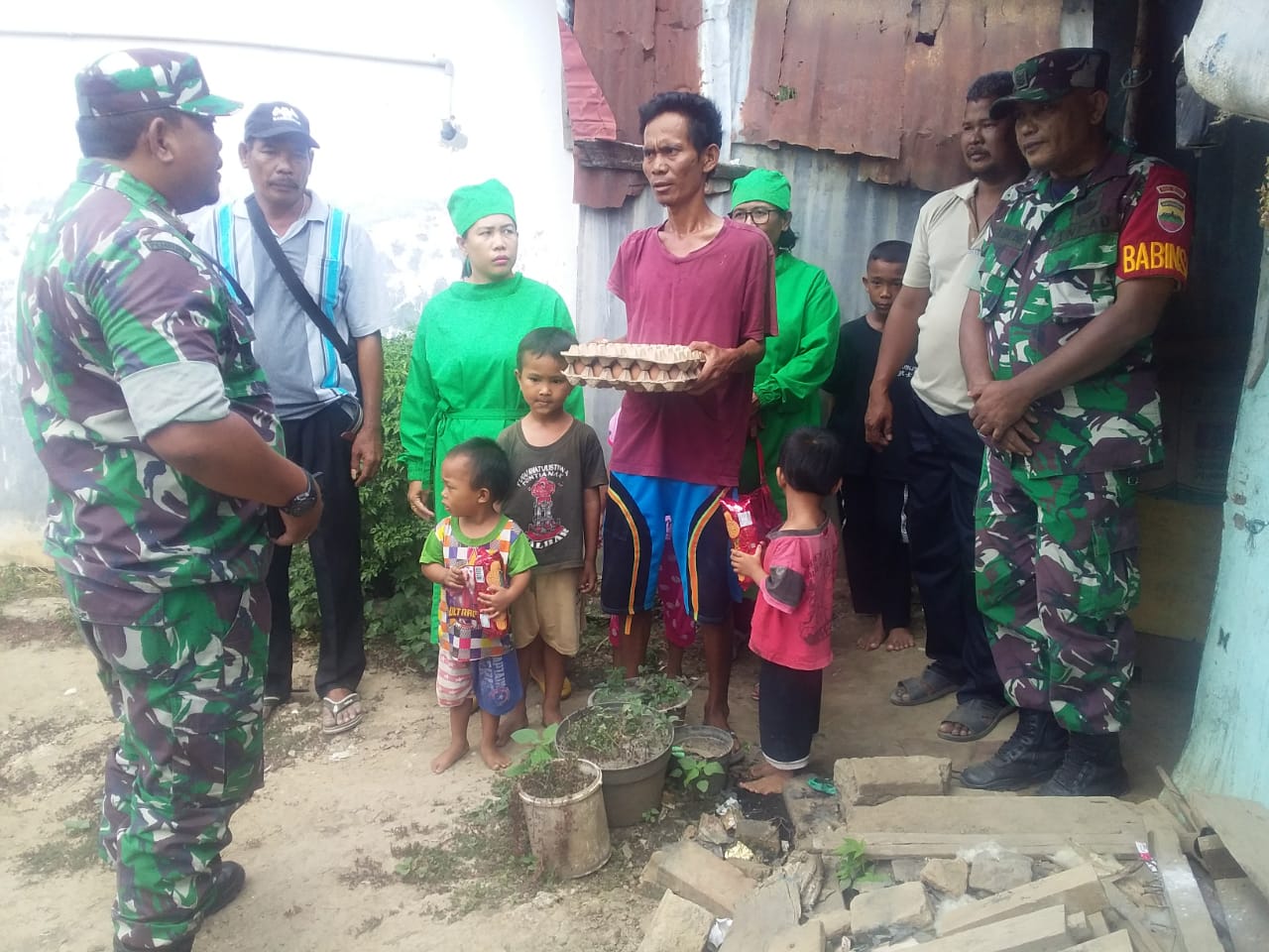 Dandim 0205/TK Kunjungi Penderita Gizi Buruk