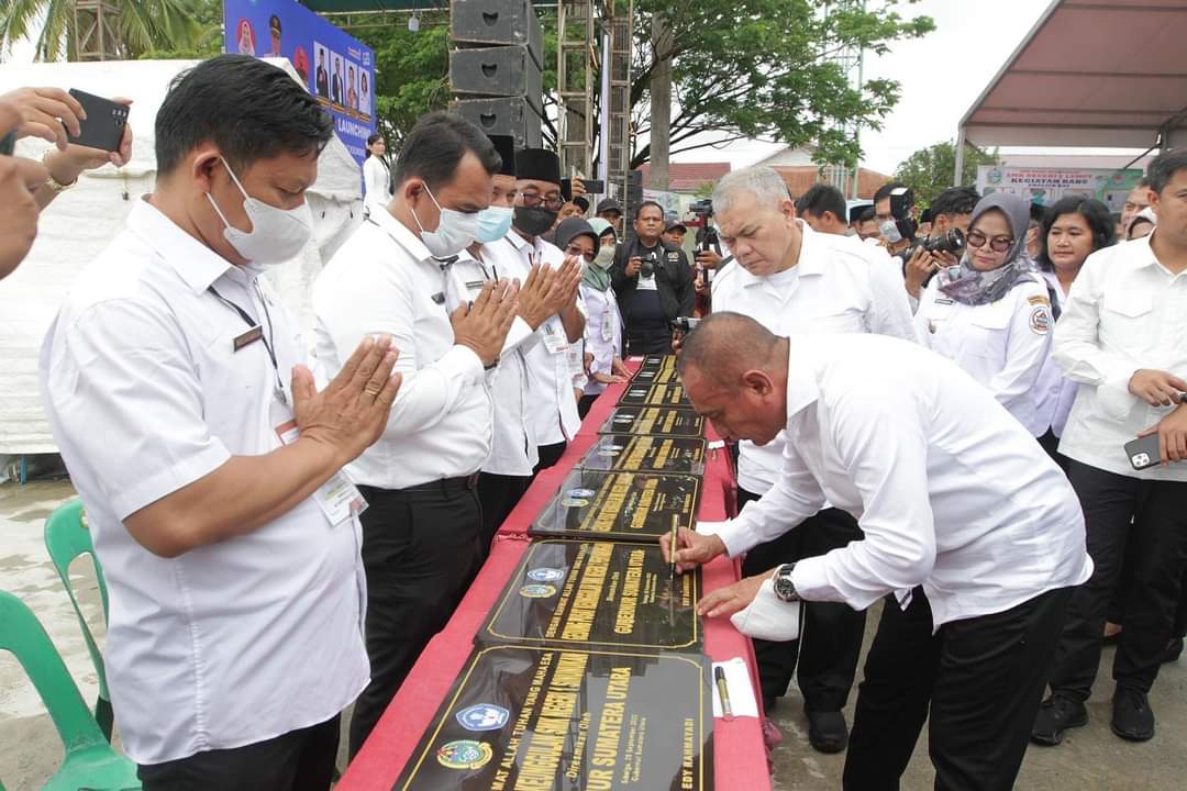 Gubsu Resmikan 8 SMK Pusat Keunggulan