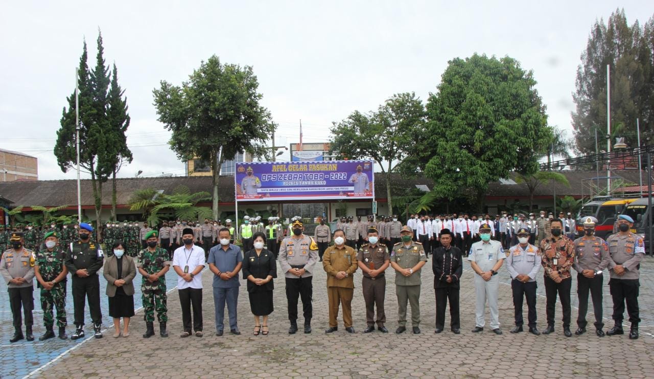 Forkopimda Karo Hadiri Apel Gelar Pasukan Operasi Zebra Toba