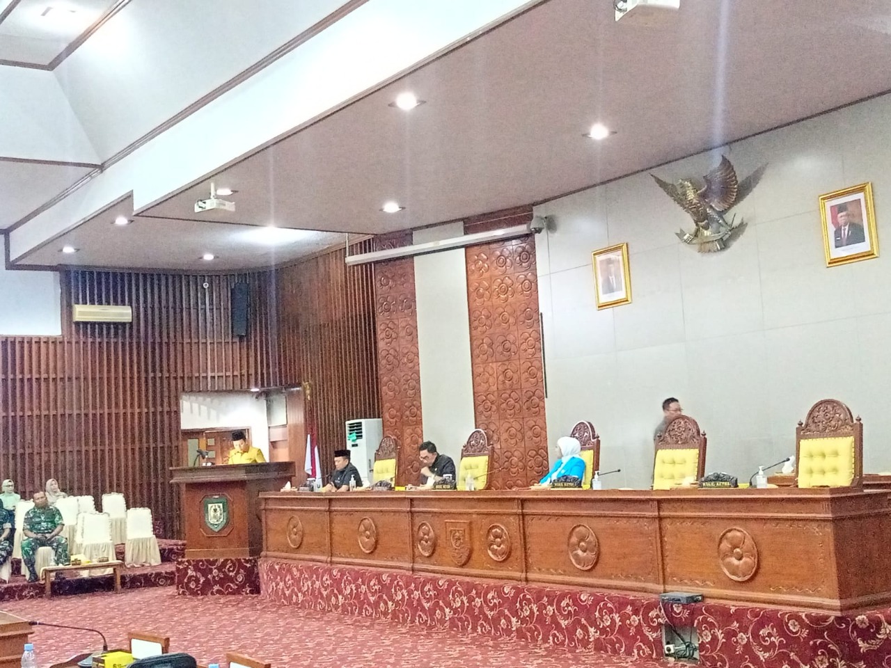 DPRD Provinsi Sampaikan Pandangan Fraksi Terhadap APBD-P 